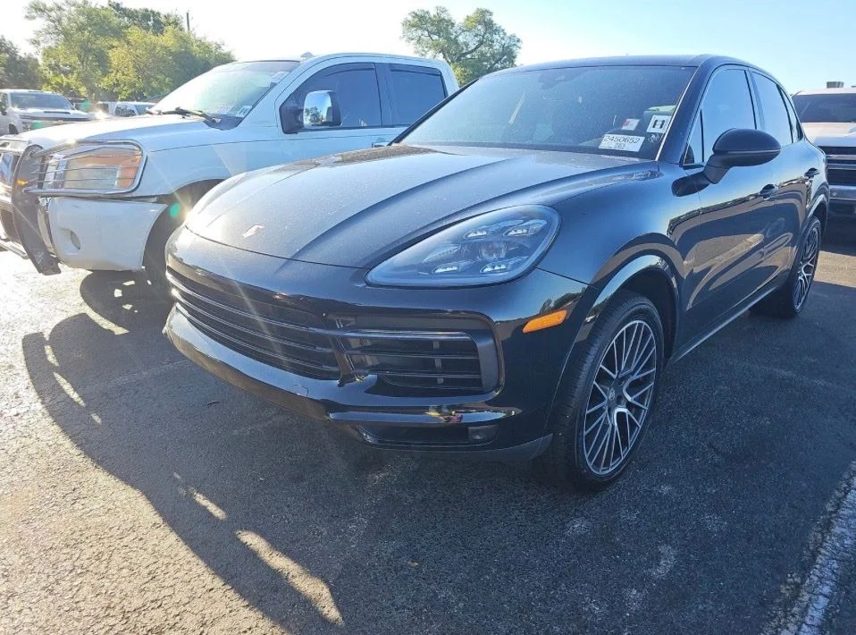 2019 Porsche Cayenne S's photo