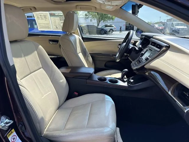 Used 2015 Red Toyota XLE Touring image 16
