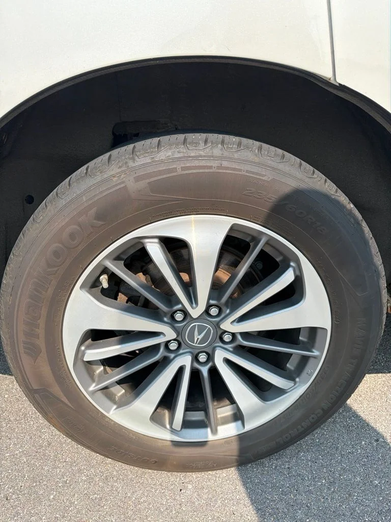 Used 2016 White Diamond Pearl Acura Base image 14