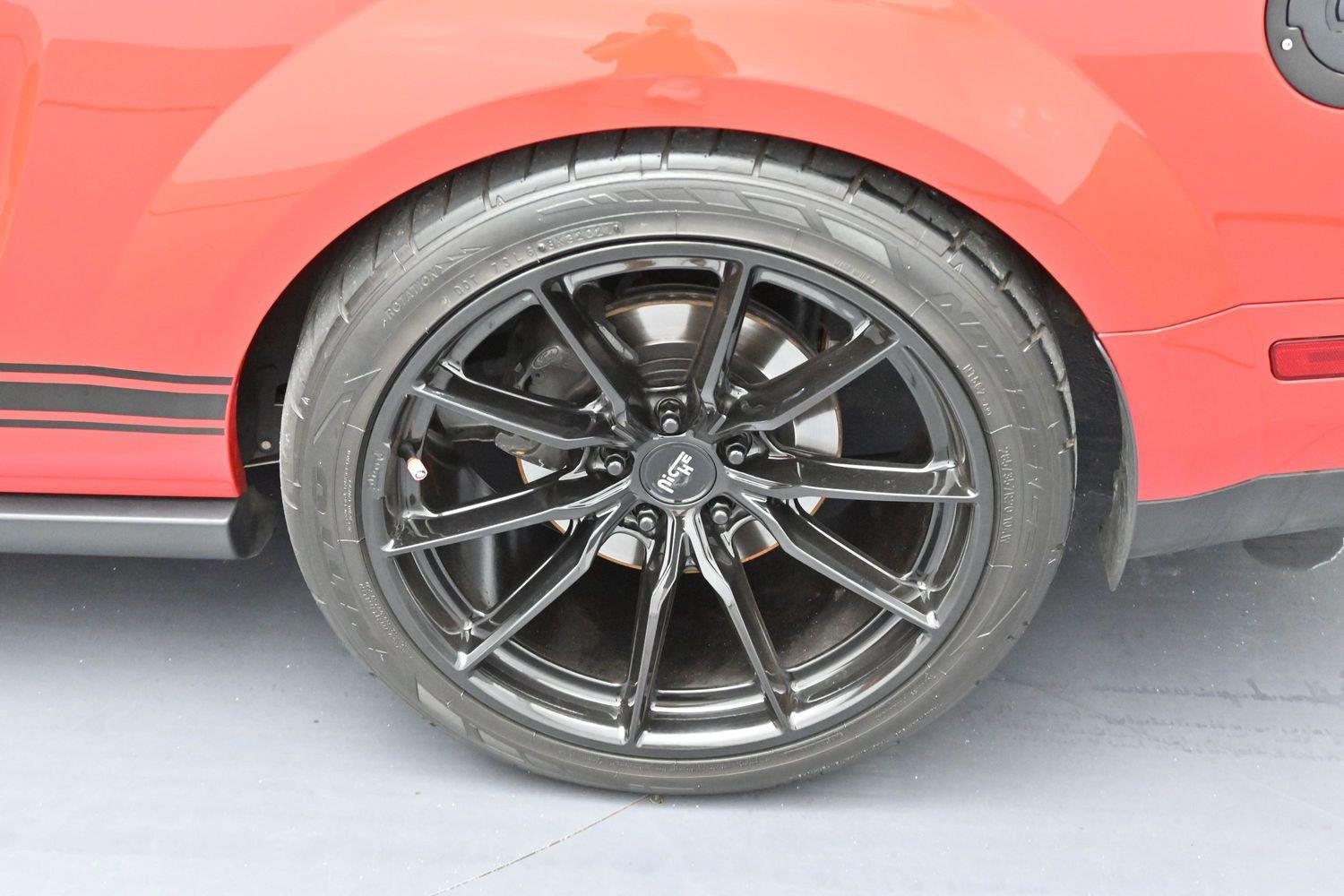 Used 2007  Ford Shelby GT500 image 32