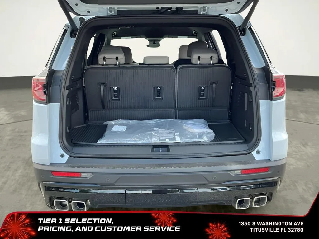 New 2026 Glacier White Tricoat GMC Elevation image 23