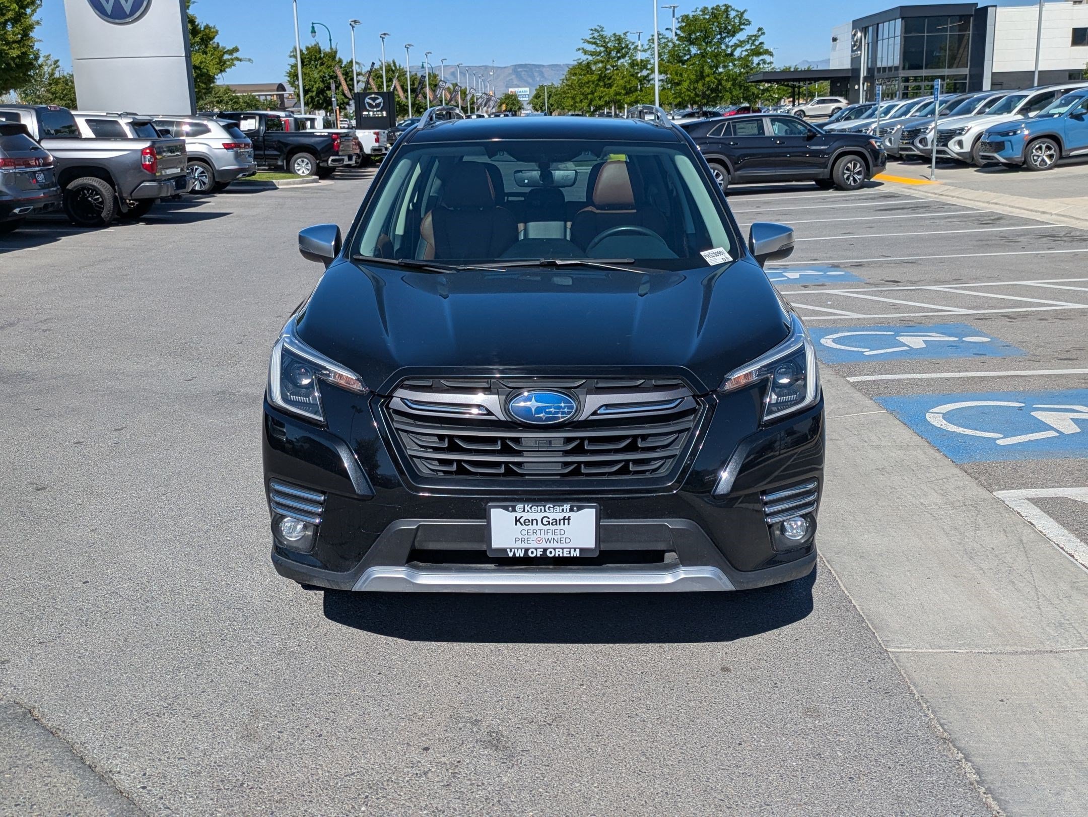 Used 2023 Crystal Black Silica Subaru Touring image 10