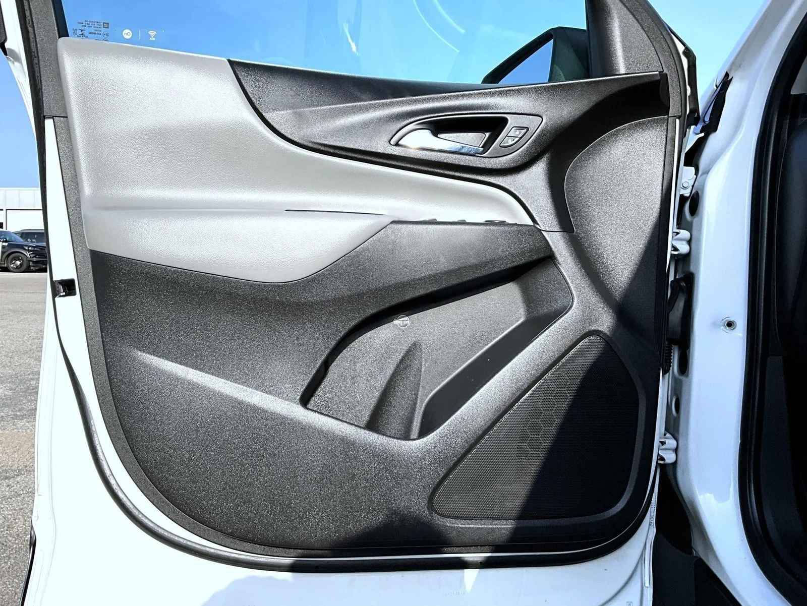 Used 2021 White Chevrolet LS image 10