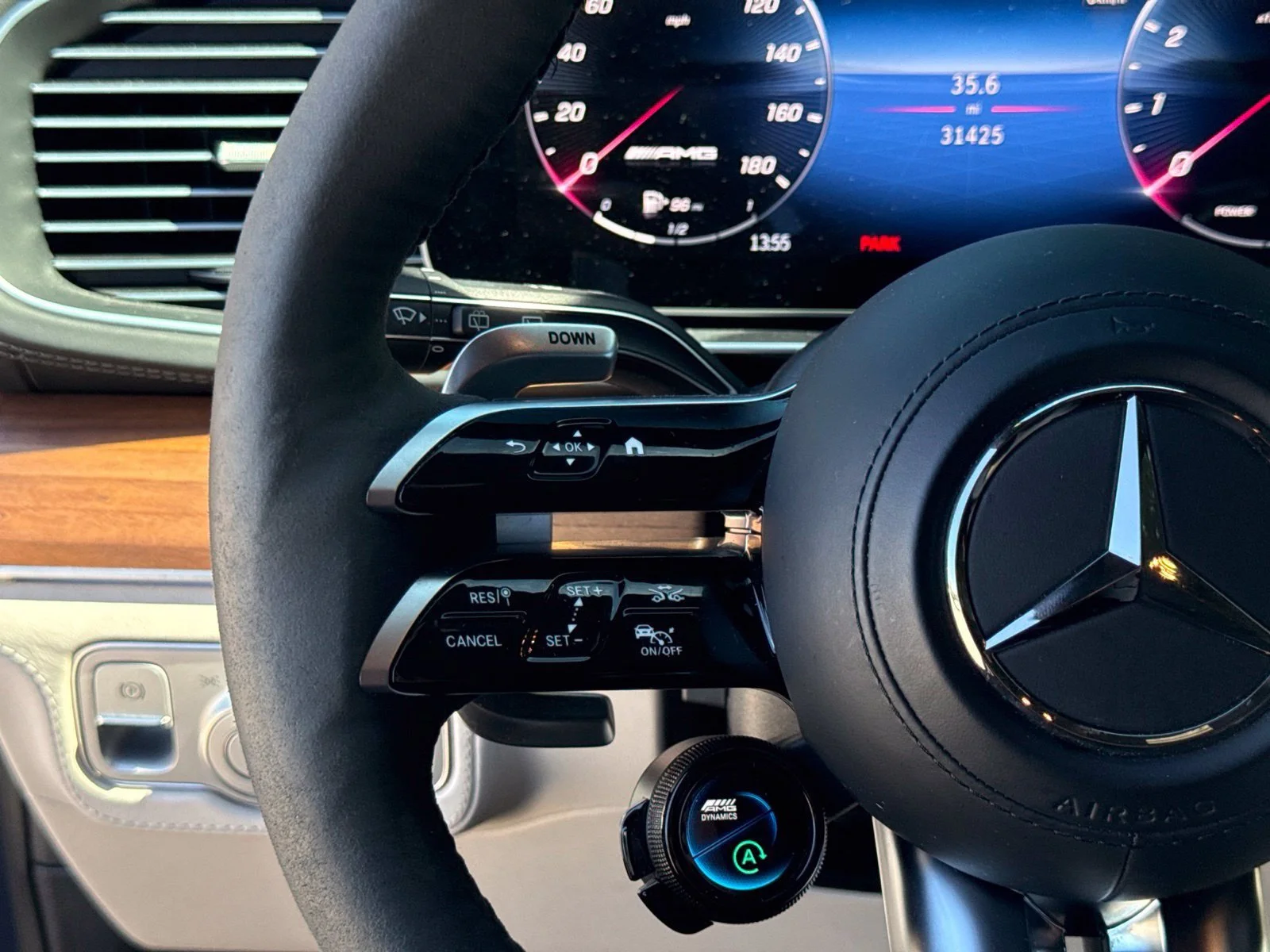 Used 2024 Twilight Blue Metallic Mercedes-Benz AMG® 53 4MATIC+ image 15