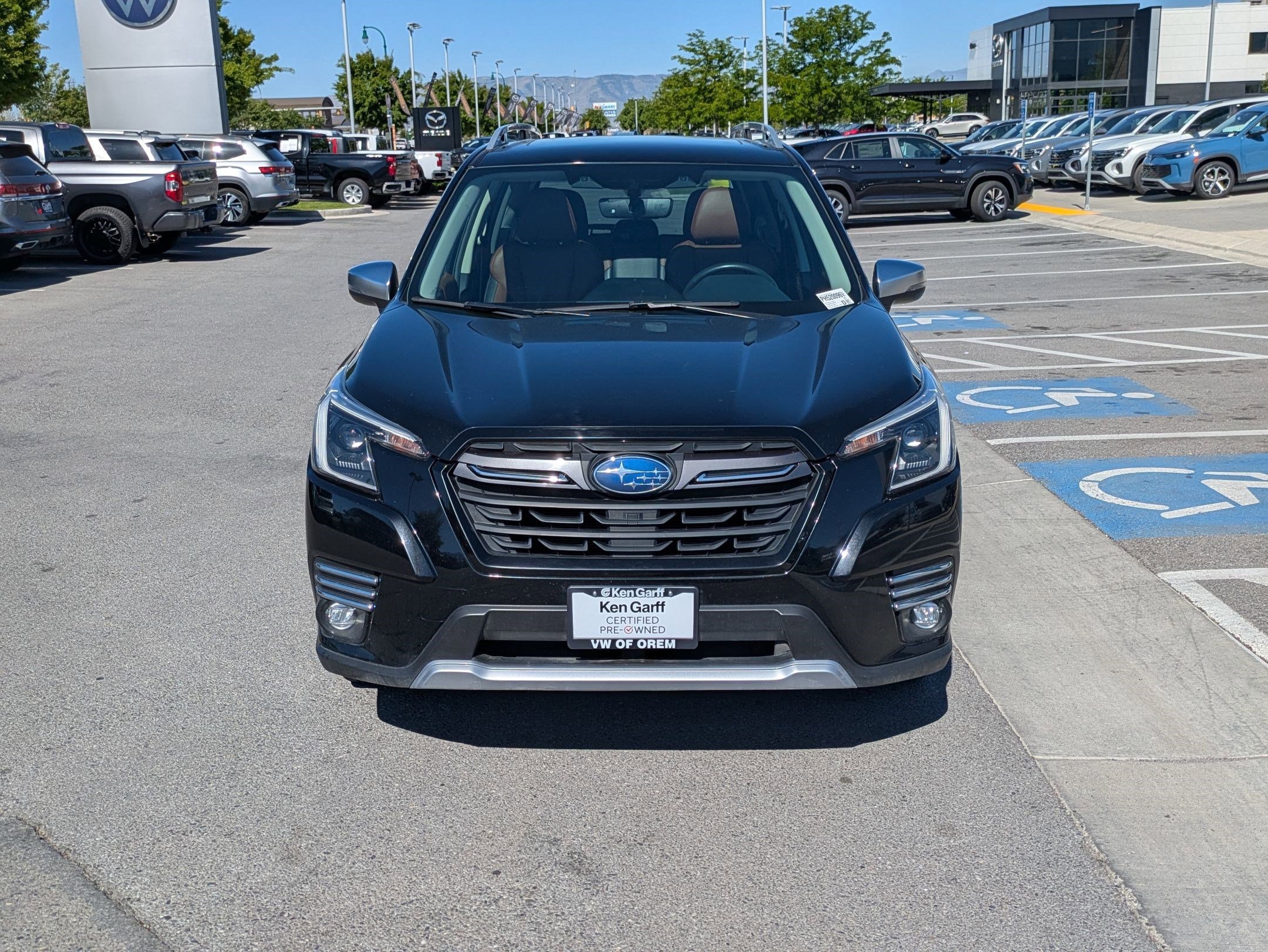Used 2023 Crystal Black Silica Subaru Touring image 10