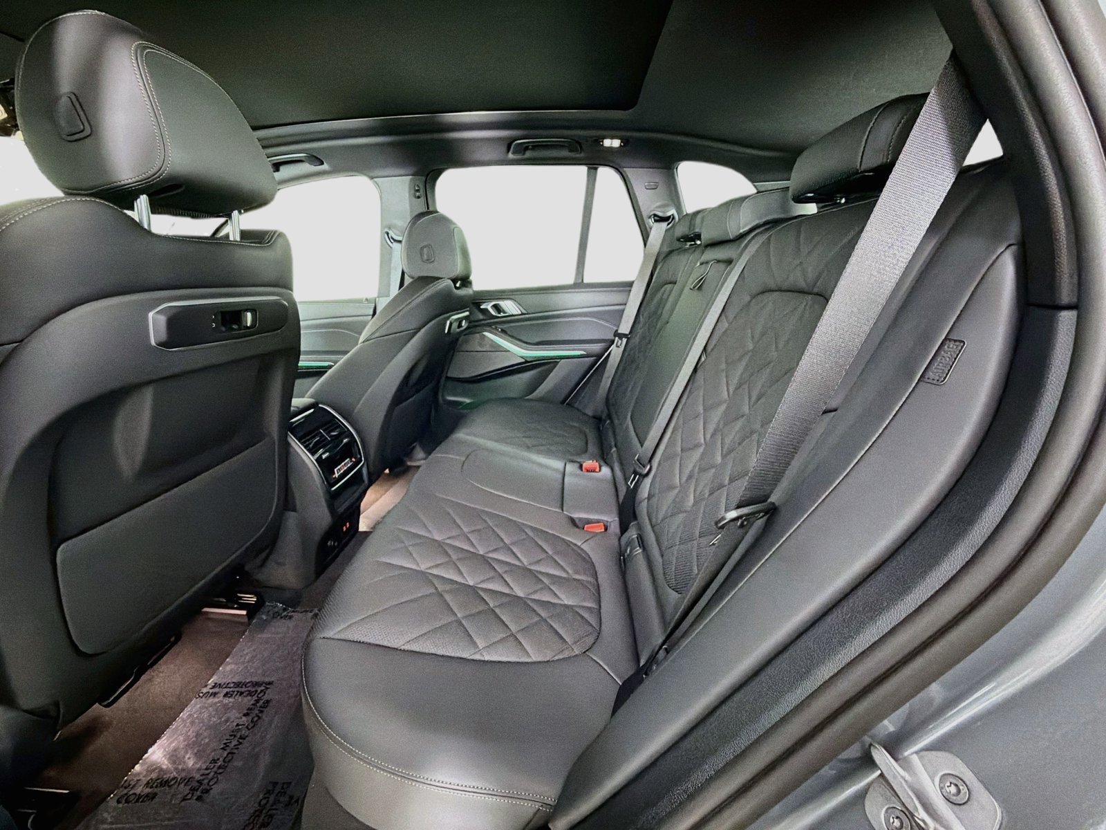 New 2026 Skyscraper Grey Metallic BMW xDrive40i image 25