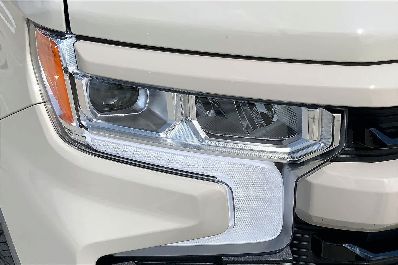Used 2026 Summit White Chevrolet RST image 26