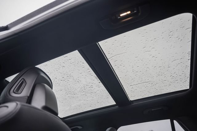 New 2026  Mercedes-Benz GLC 300 image 30