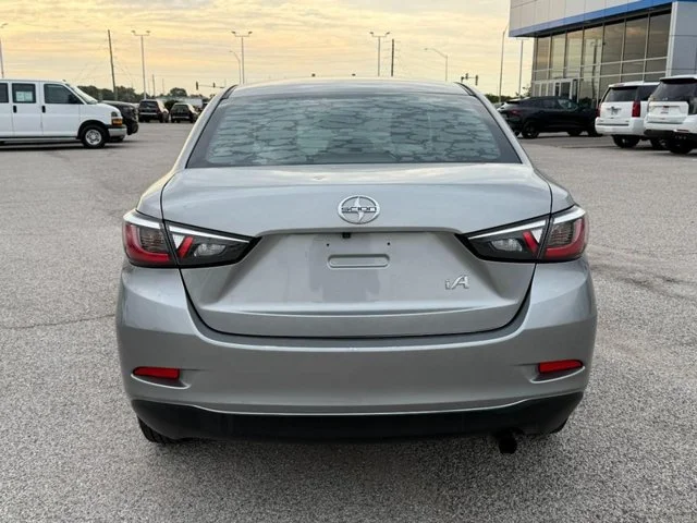 Used 2016 Gray Scion  image 4