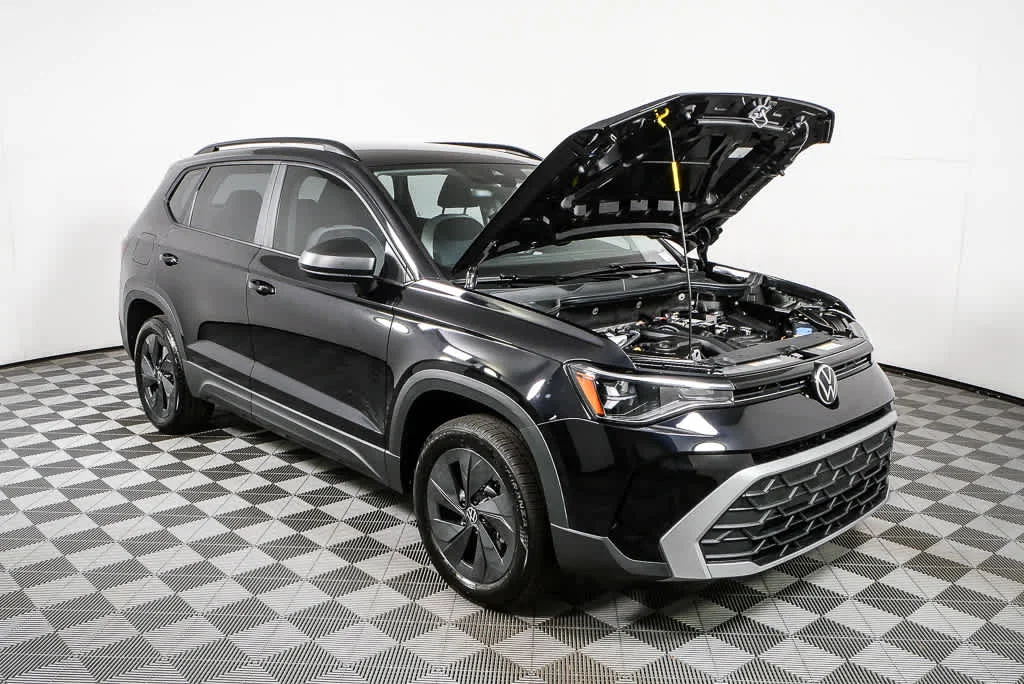 New 2026 Deep Black Pearl Volkswagen S image 32