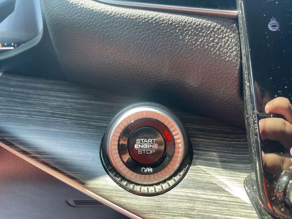 2024 Jeep Wagoneer Series II - Photo 23