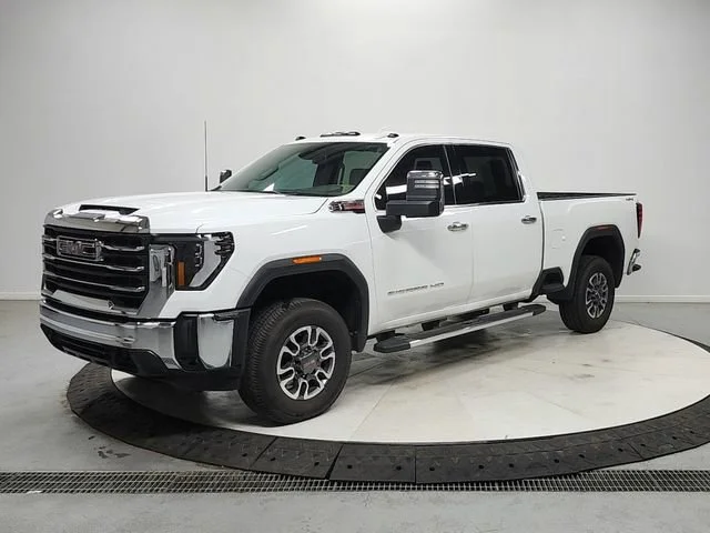 Used 2025 Summit White GMC SLT image 3