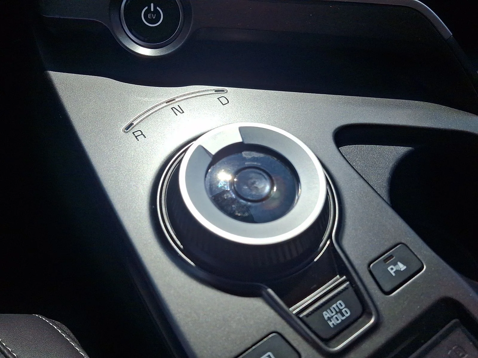 Certified Used 2024 Blue Kia Light image 14