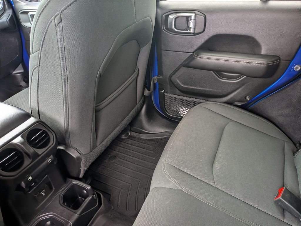 Used 2019 Blue Jeep Unlimited Sahara image 34