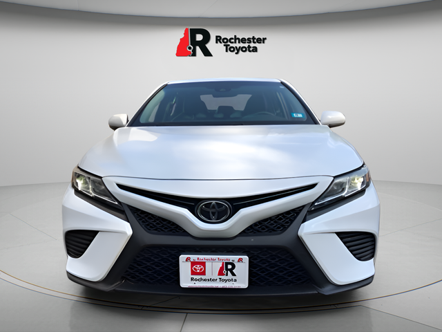 Used 2018 Toyota Camry SE with VIN 4T1B11HK2JU141482 for sale in Rochester, NH