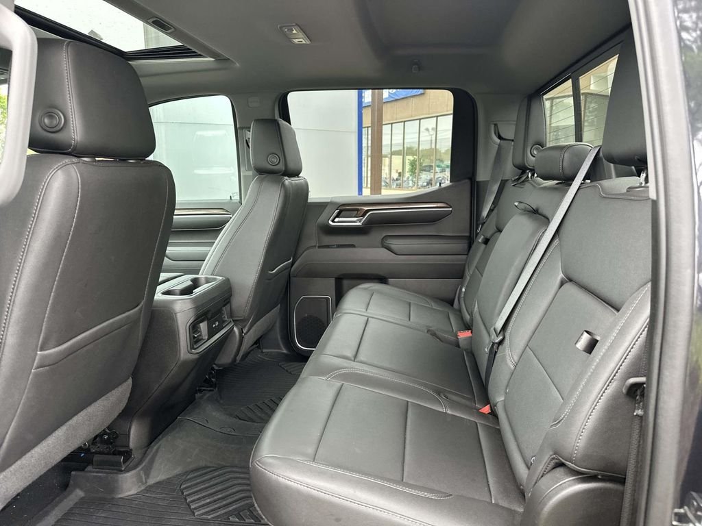 2022 Chevrolet Silverado 1500 RST - Photo 10