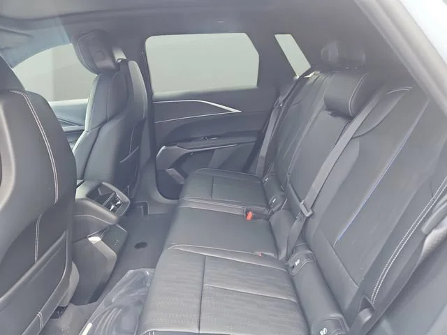 2026 Cadillac LYRIQ Sport - Photo 20