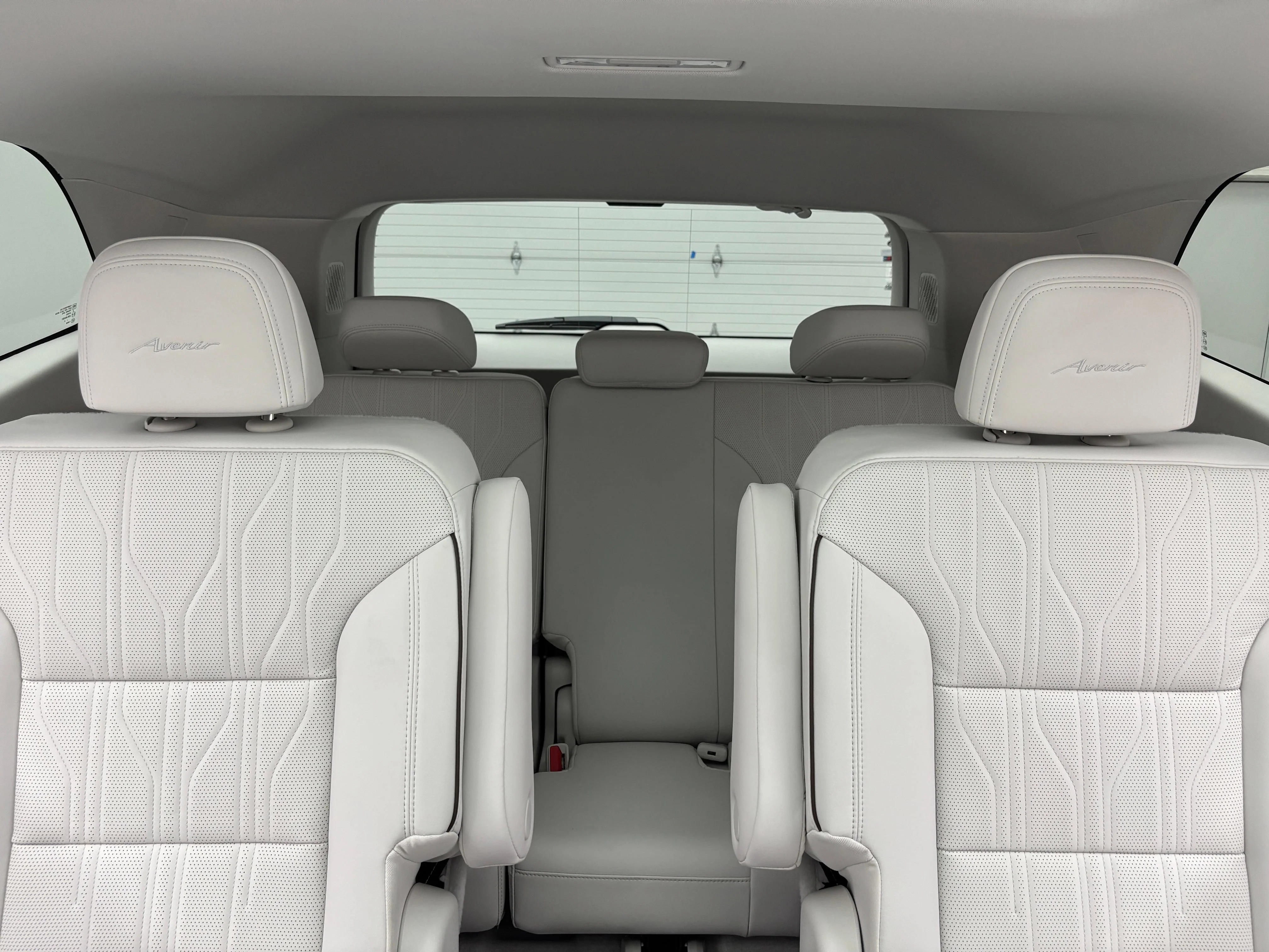 2026 Buick Enclave Avenir - Photo 44