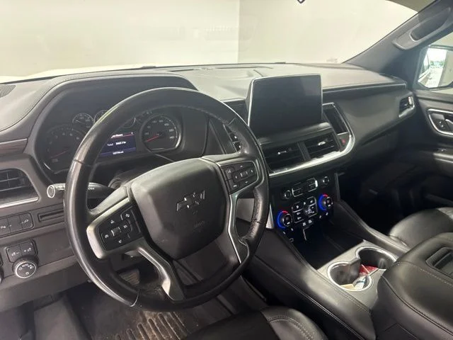 Used 2021 White Chevrolet Z71 image 13