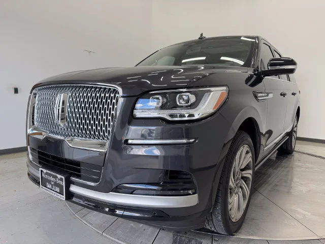 Used 2023 Starlight Gray Premium Colorant Lincoln Reserve image 32