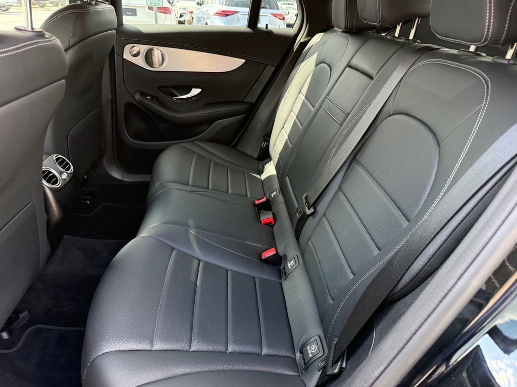 Certified Used 2023  Mercedes-Benz GLC 300 Coupe image 8