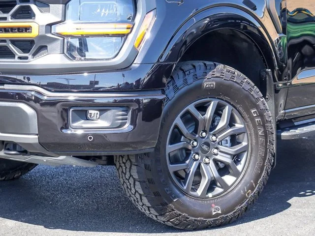 Used 2026 Agate Black Metallic Ford Tremor image 39