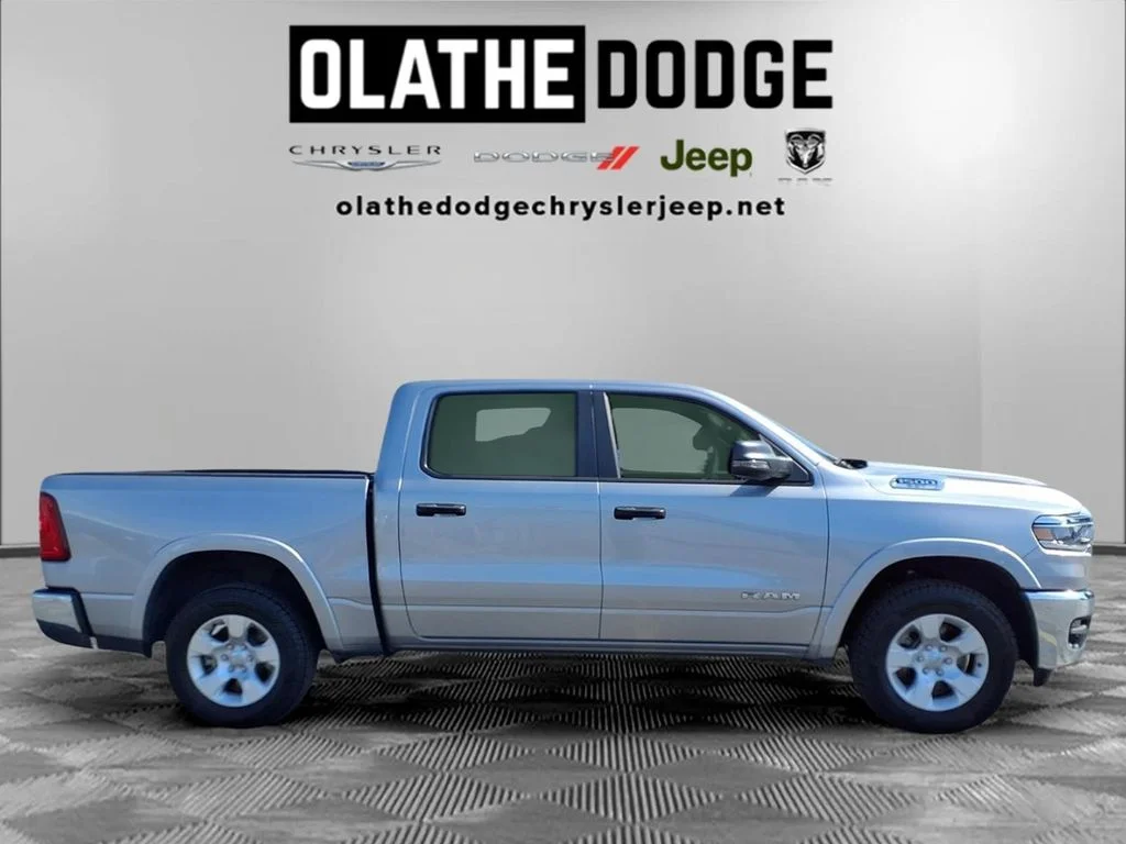 Used 2025 Silver Ram Big Horn/Lone Star image 25