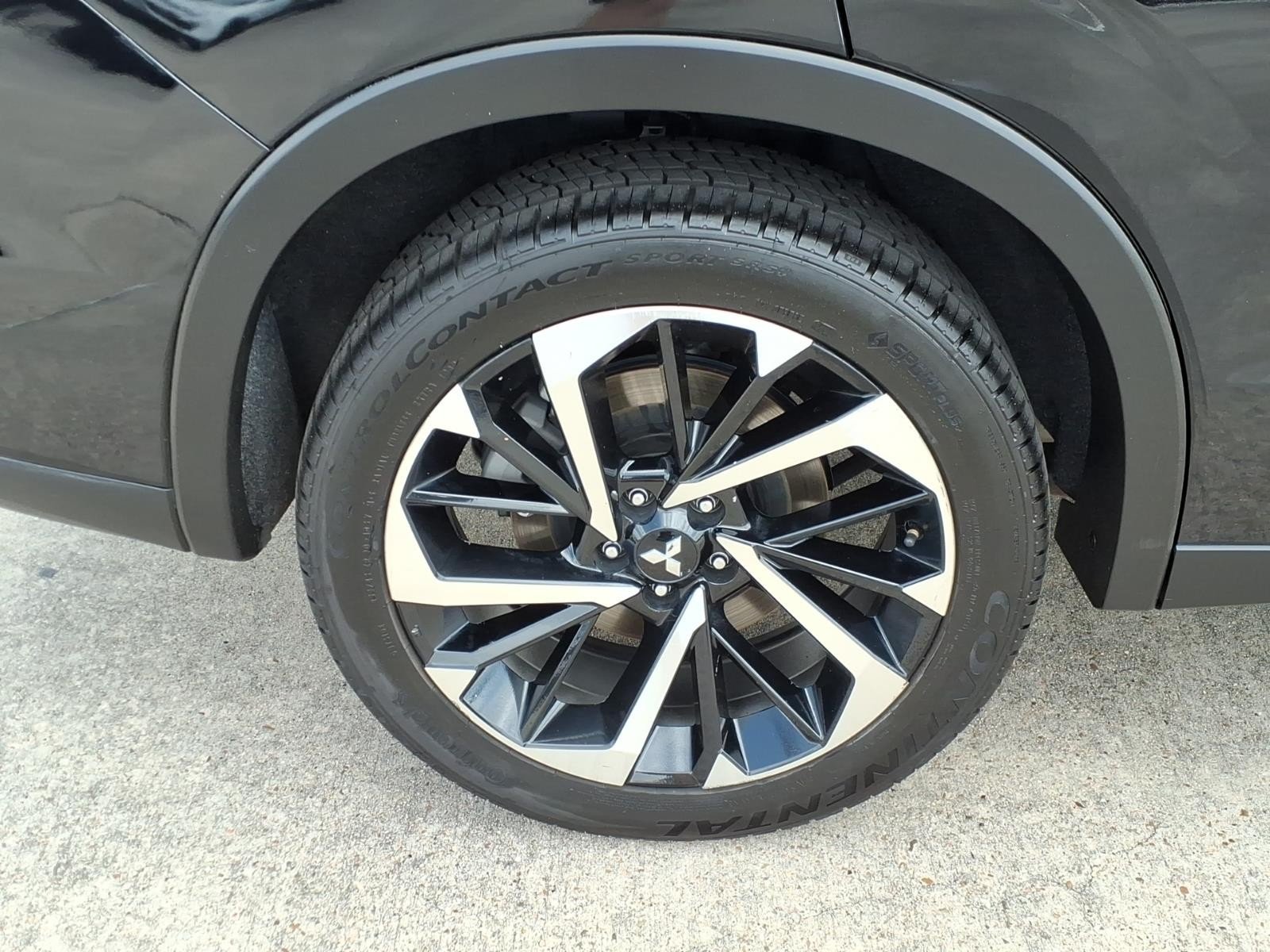2024 Mitsubishi Outlander Plug-In Hybrid SE - 10