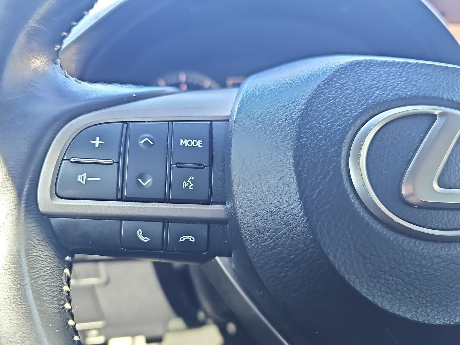 Used 2016 Black Lexus 350 image 16