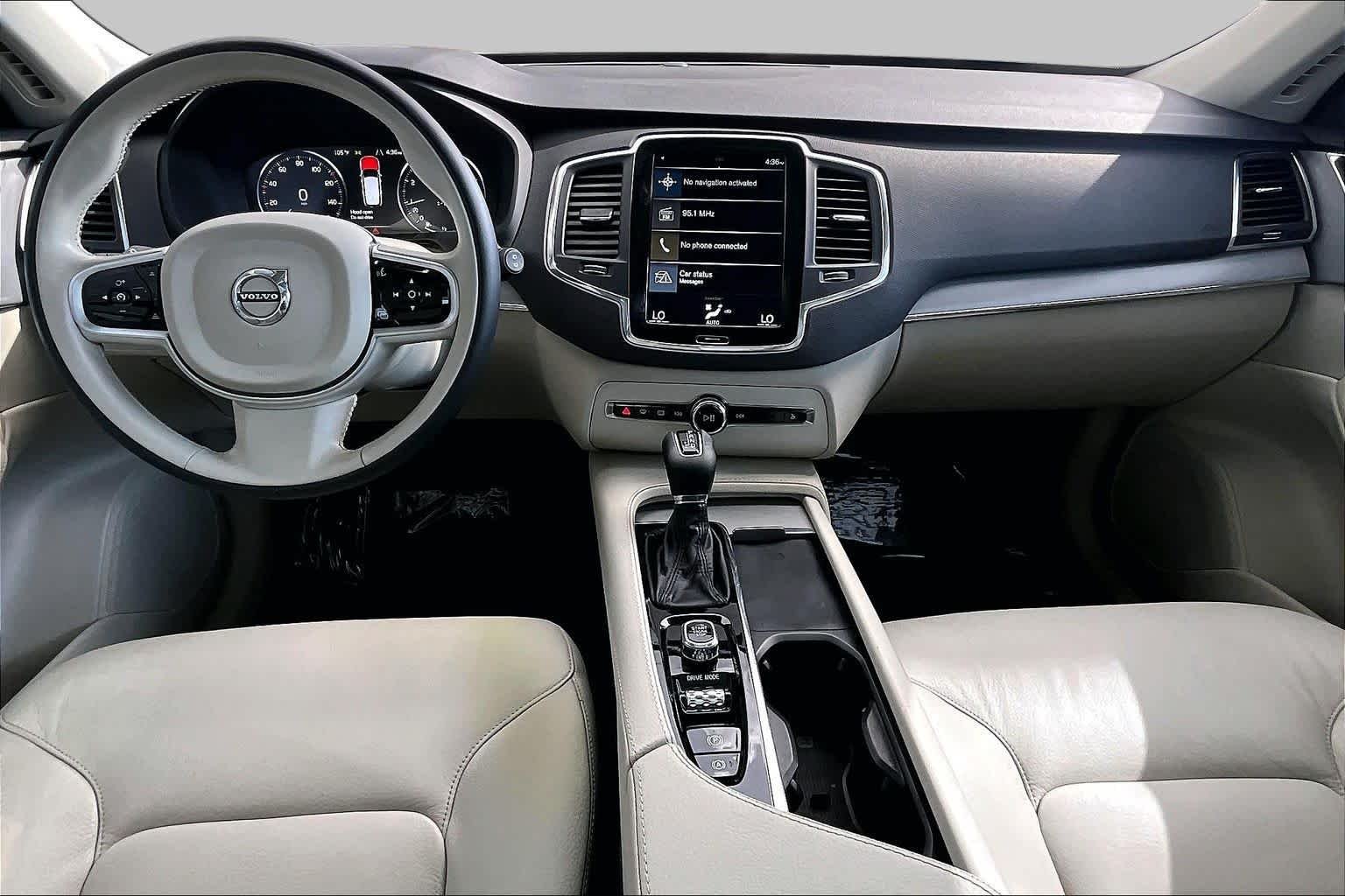 Used 2021 Crystal White Metallic Volvo Momentum image 16