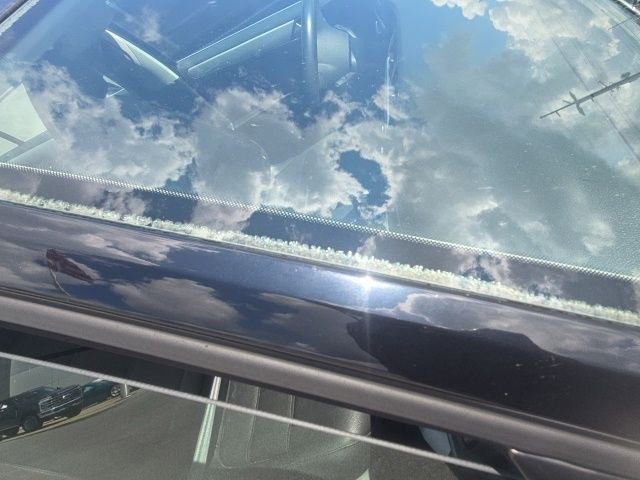 Used 2012  Volkswagen SEL image 5