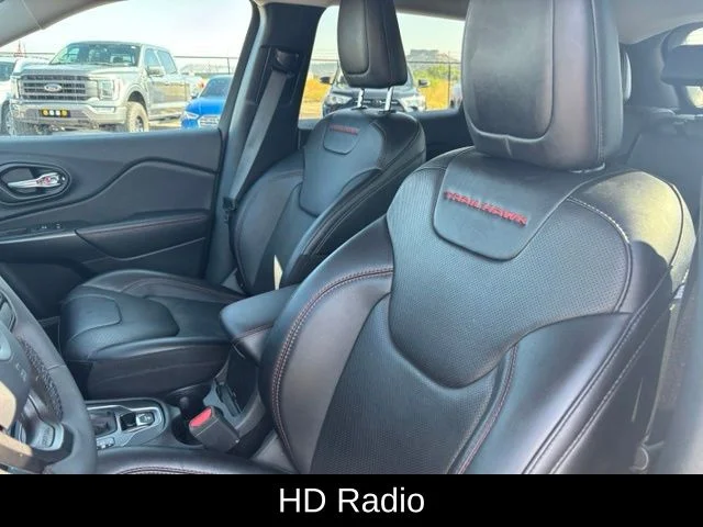 Used 2022 White Jeep Trailhawk image 13