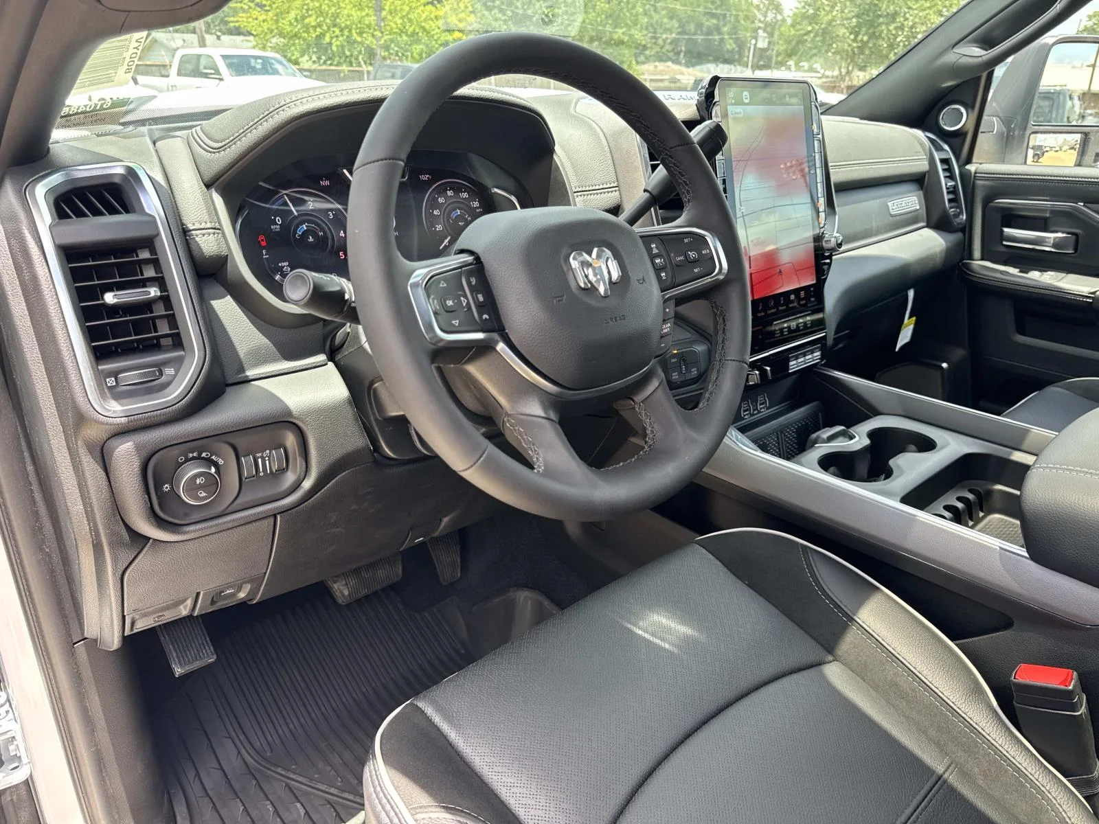 New 2026 Bright White Clear-Coat Exterior Paint RAM Laramie image 9