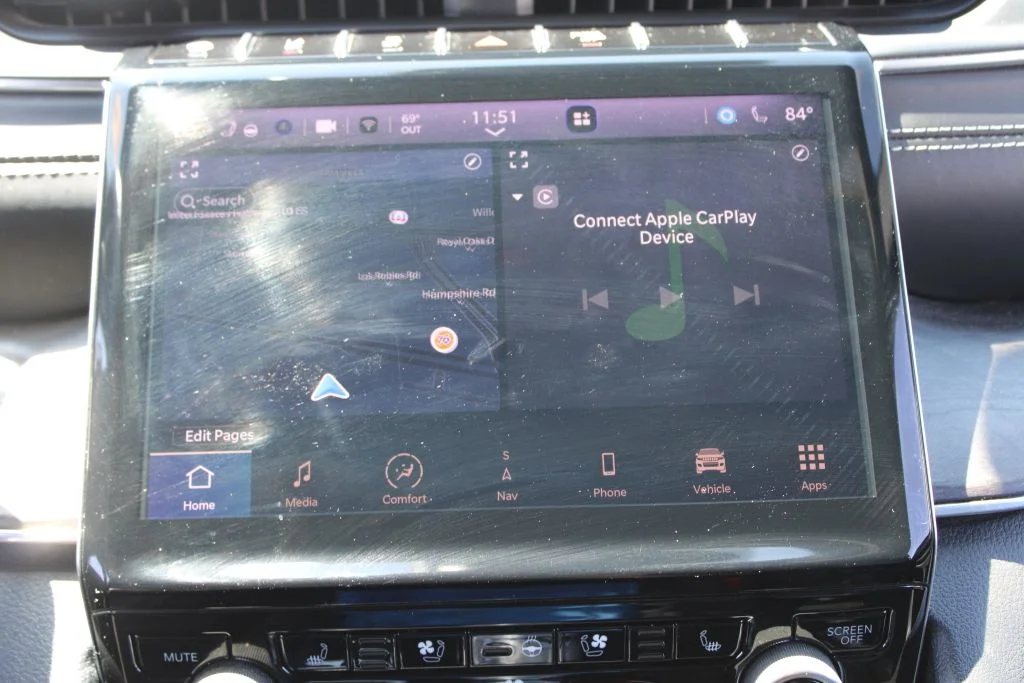 Used 2021 Silver Jeep Overland image 26