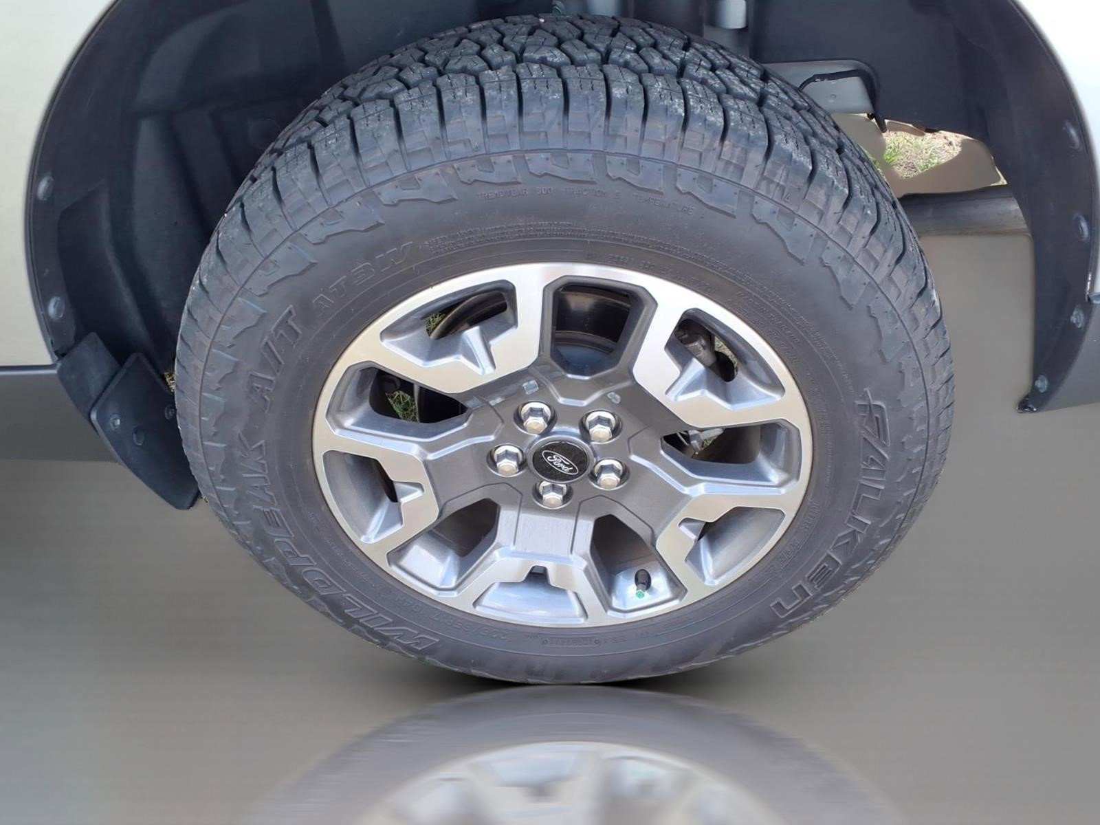 2023 Ford Maverick XLT - Photo 9