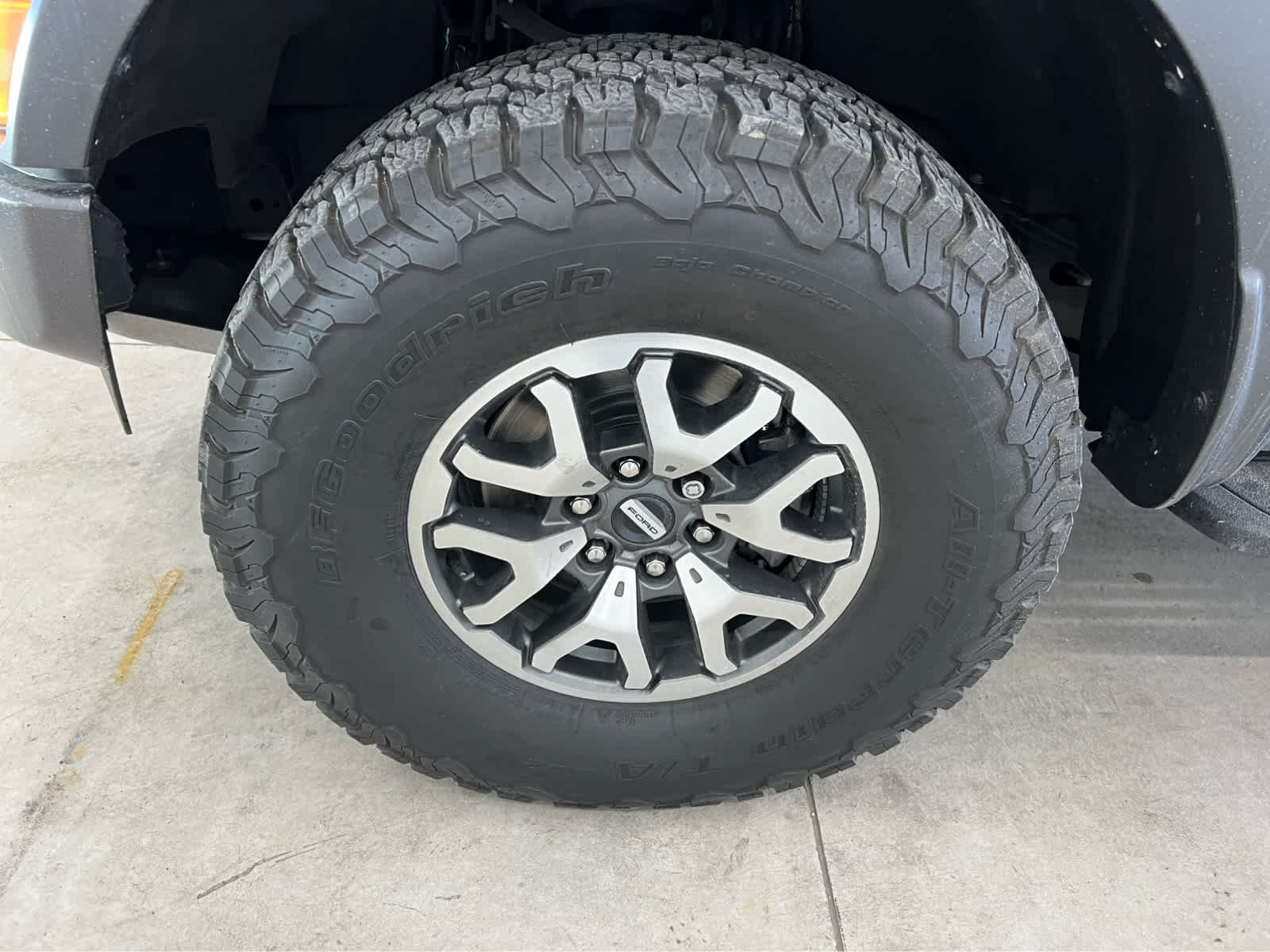 2023 Ford F-150 Raptor - Photo 7