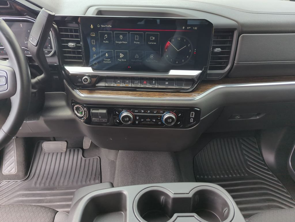 Used 2025 White GMC Elevation image 24