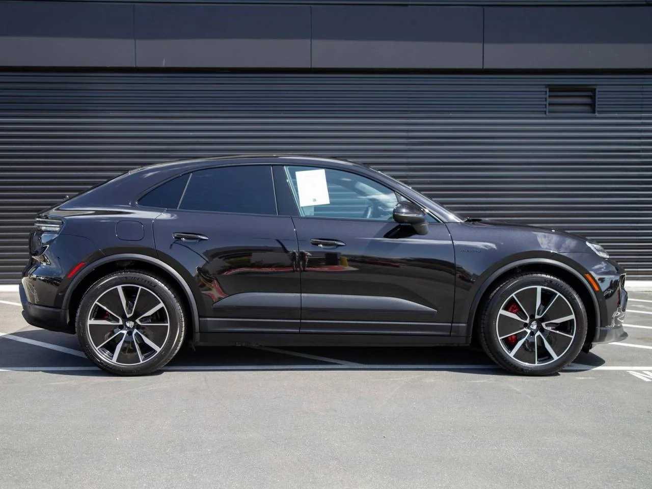 Used 2025 Black Porsche 4S image 8