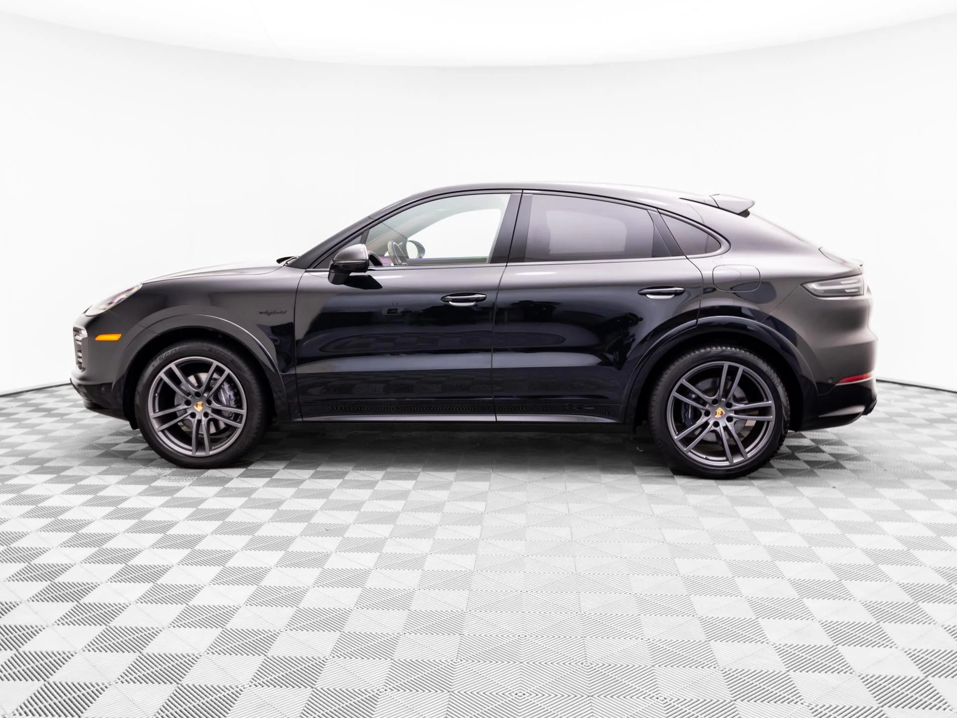 Used 2023 Black Porsche Platinum Edition image 2
