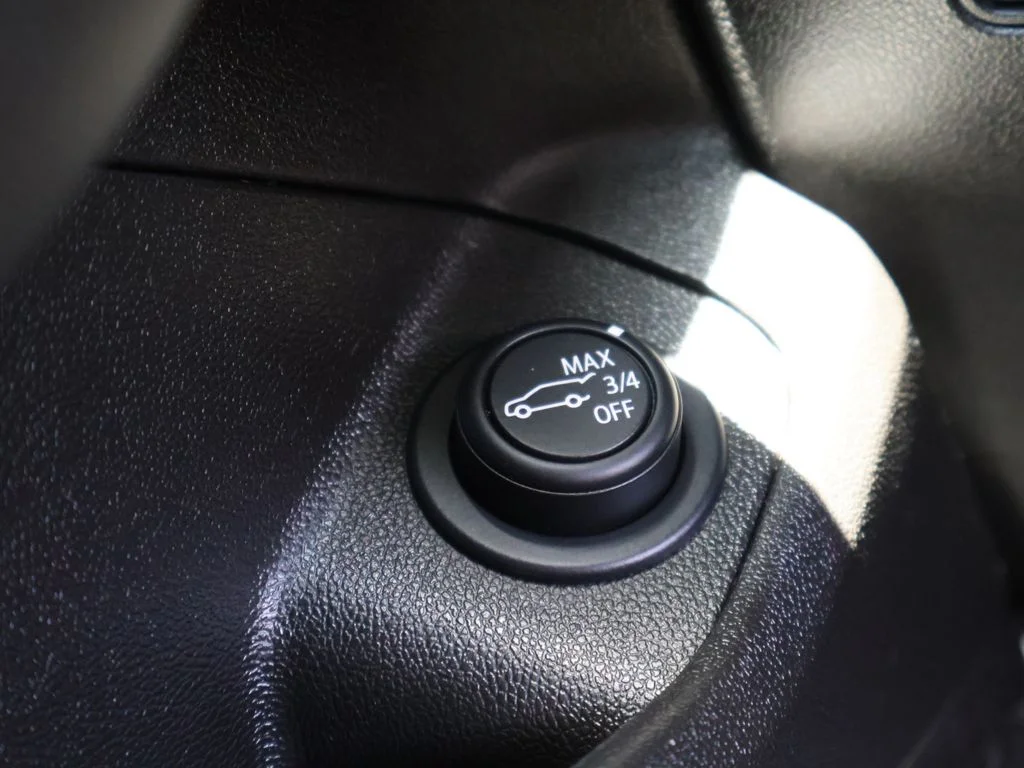 Used 2024 Black GMC SLT image 34