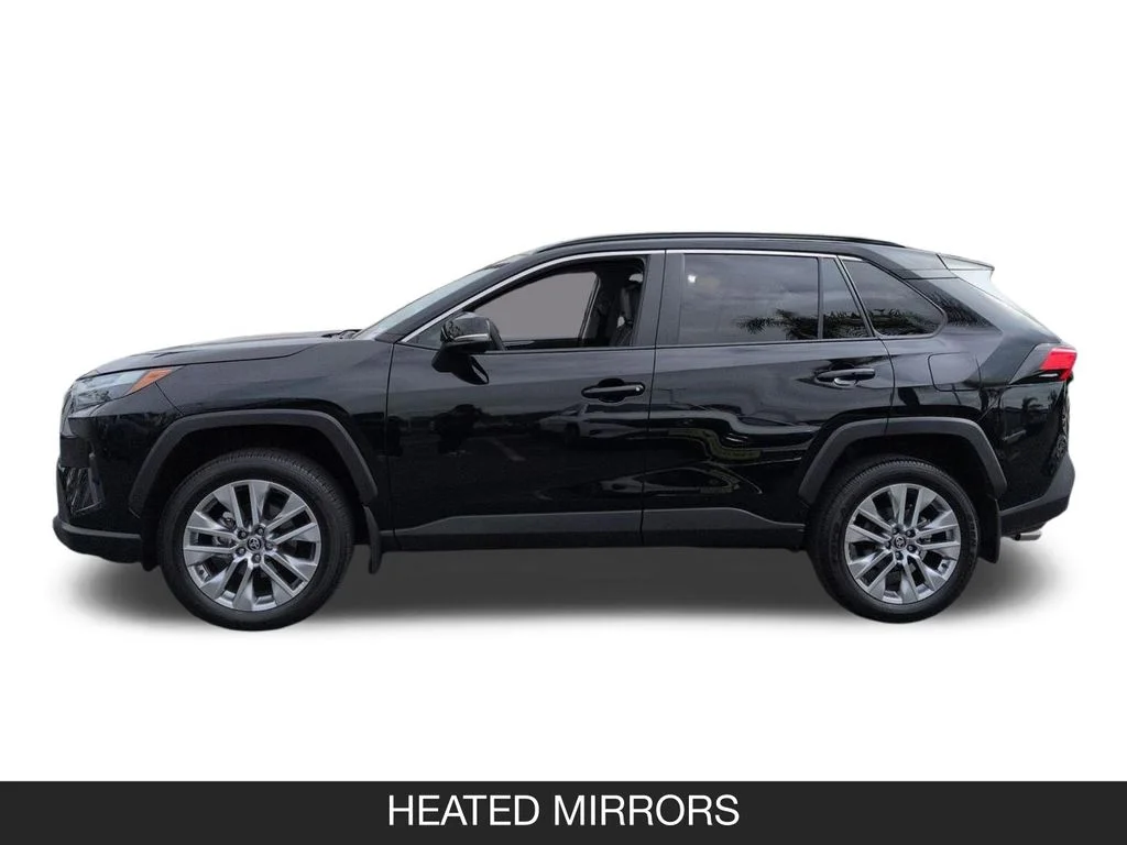 Used 2025 Black Toyota XLE Premium image 5