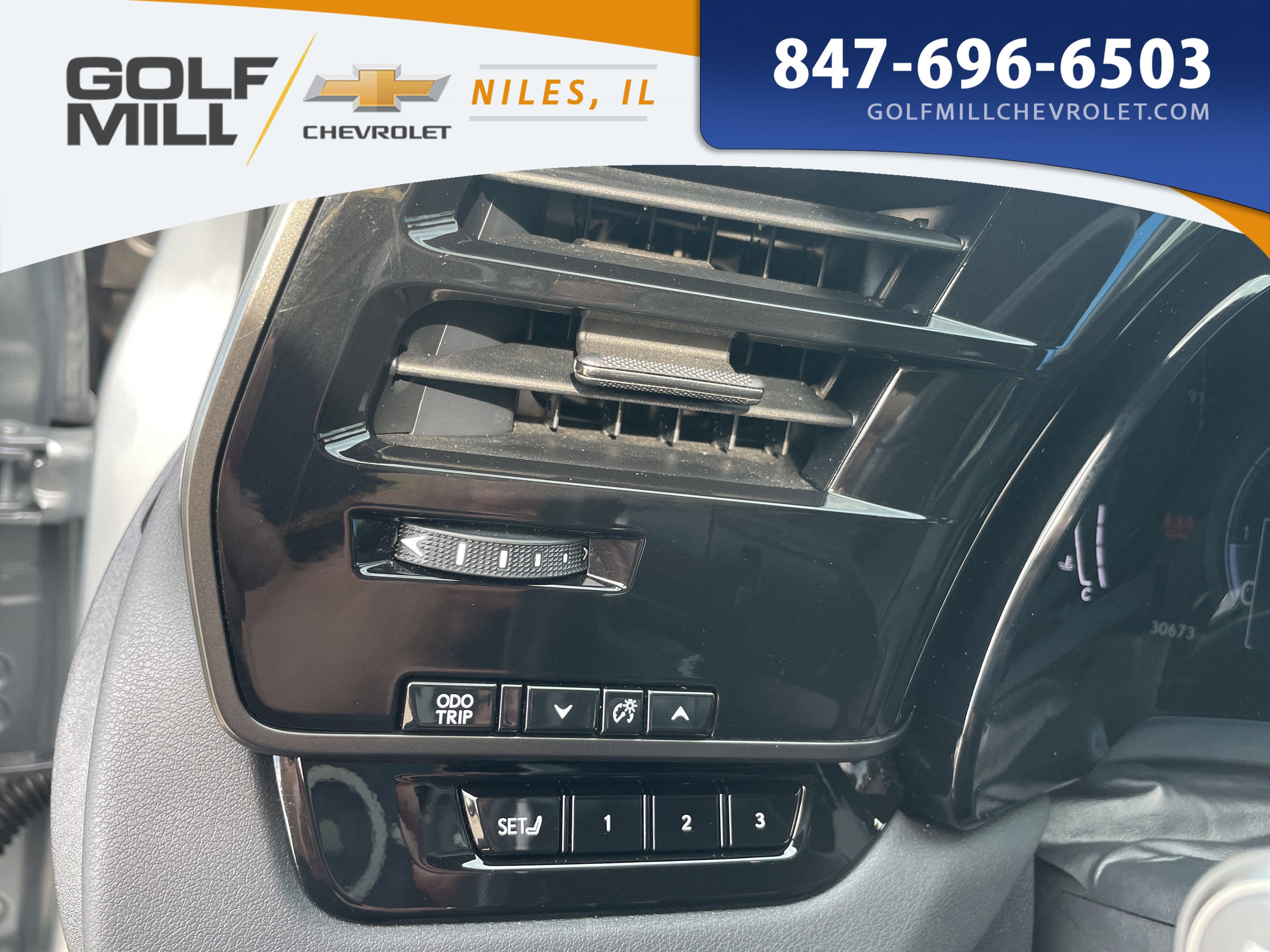 Used 2023 Silver Lexus RX 350 Premium image 18