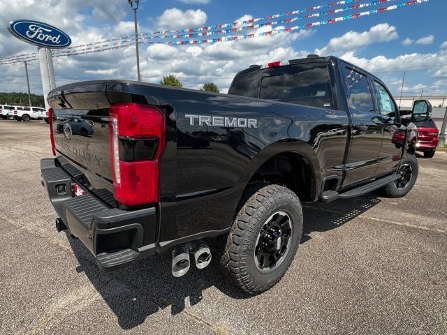 New 2026 Agate Black Metallic Ford F-250® Lariat® image 9