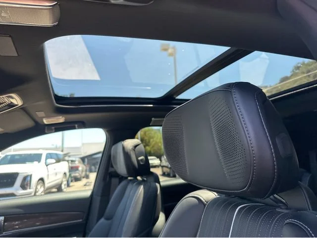2027 Cadillac VISTIQ Sport - Photo 20