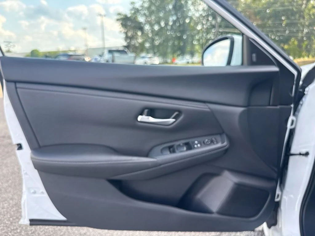Used 2025 White Nissan SV image 24