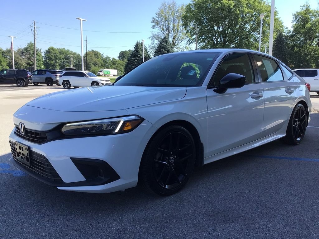 Used 2024 White Honda Sport image 12