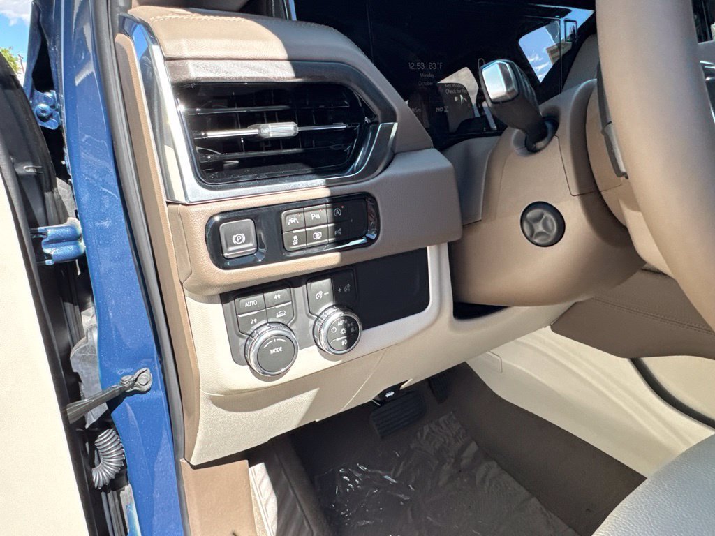 2026 GMC Yukon XL Denali - Photo 13