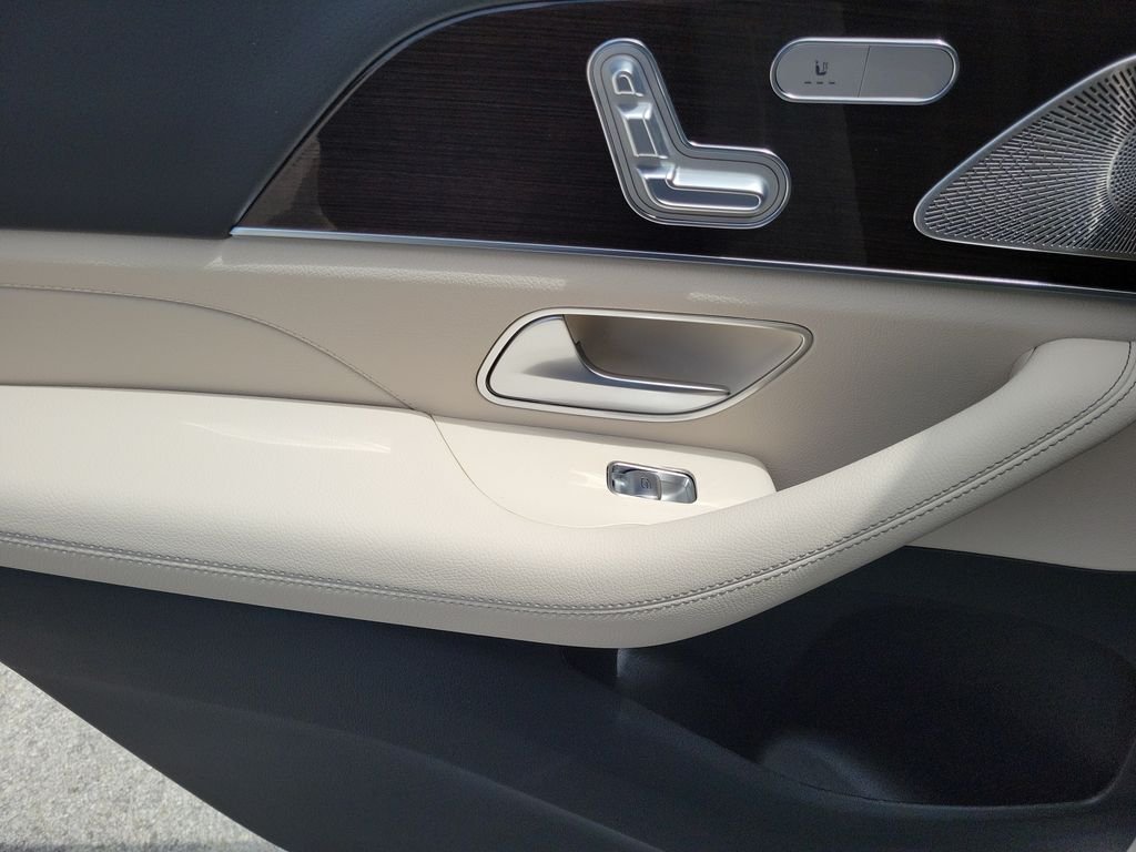 New 2026 Polar White Mercedes-Benz GLS 450 image 19