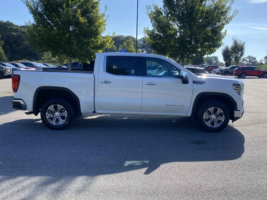 Certified Used 2025 Summit White GMC SLT image 2
