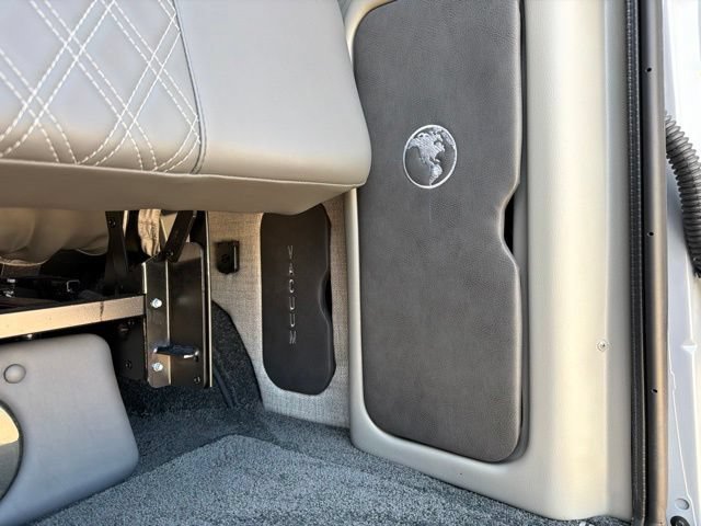 2026 GMC Savana Cargo Work Van - Photo 18